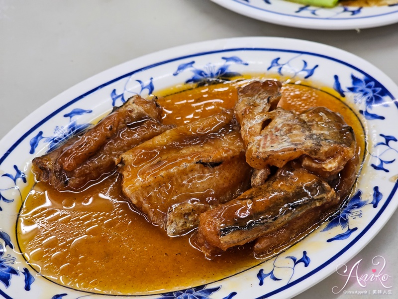 【高雄美食】冬粉王。鹽埕美食50年冬粉老店，乾拌冬粉和綜合湯一次滿足！