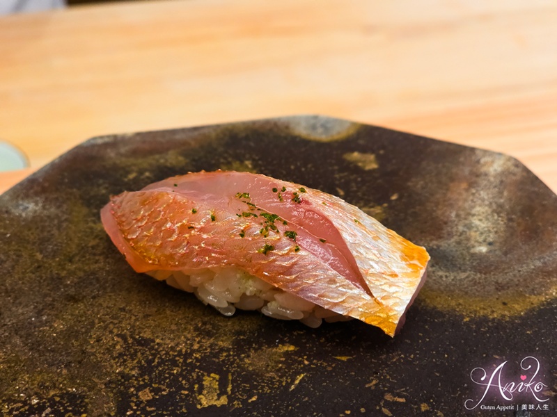 【台北美食】鮨一田。台北東區壽司隱藏名店!預約困難無菜單板前日料 【台北美食】鮨一田。台北東區壽司隱藏名店!預約困難無菜單板前日料