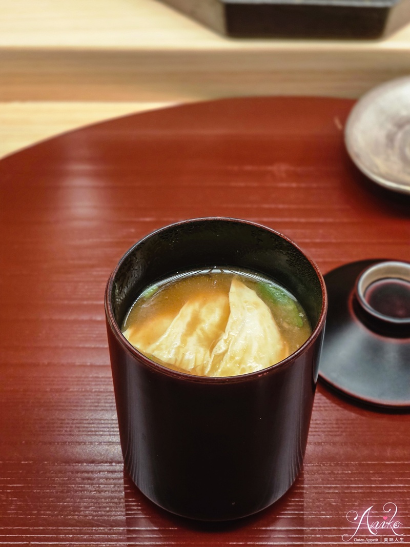 【台北美食】鮨一田。台北東區壽司隱藏名店!預約困難無菜單板前日料 【台北美食】鮨一田。台北東區壽司隱藏名店!預約困難無菜單板前日料