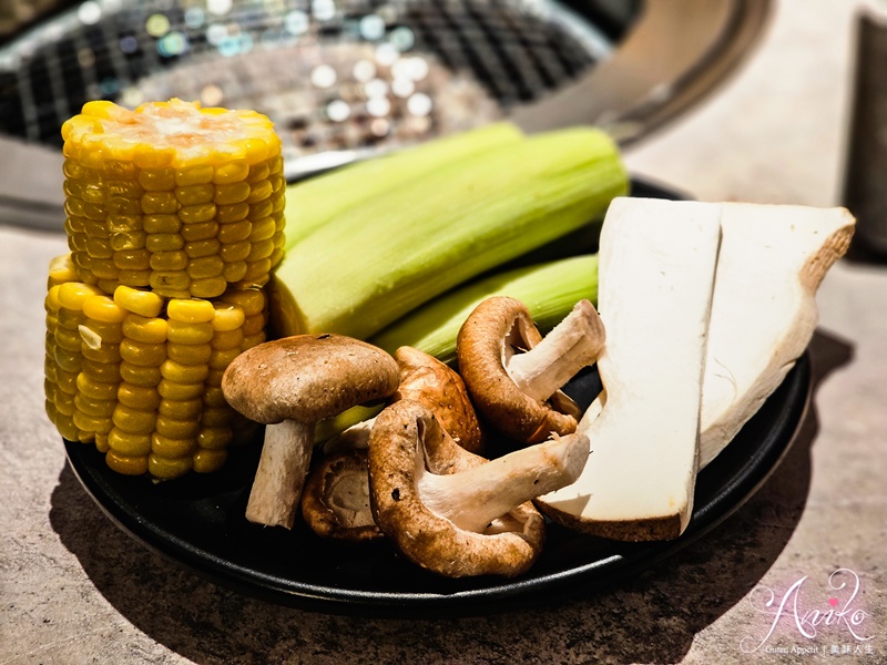 【台北美食】肉次方燒肉放題。台北A5和牛吃到飽!1598套餐桌邊現切爽快聚餐首選 【台北美食】肉次方燒肉放題。台北A5和牛吃到飽!1598套餐桌邊現切爽快聚餐首選