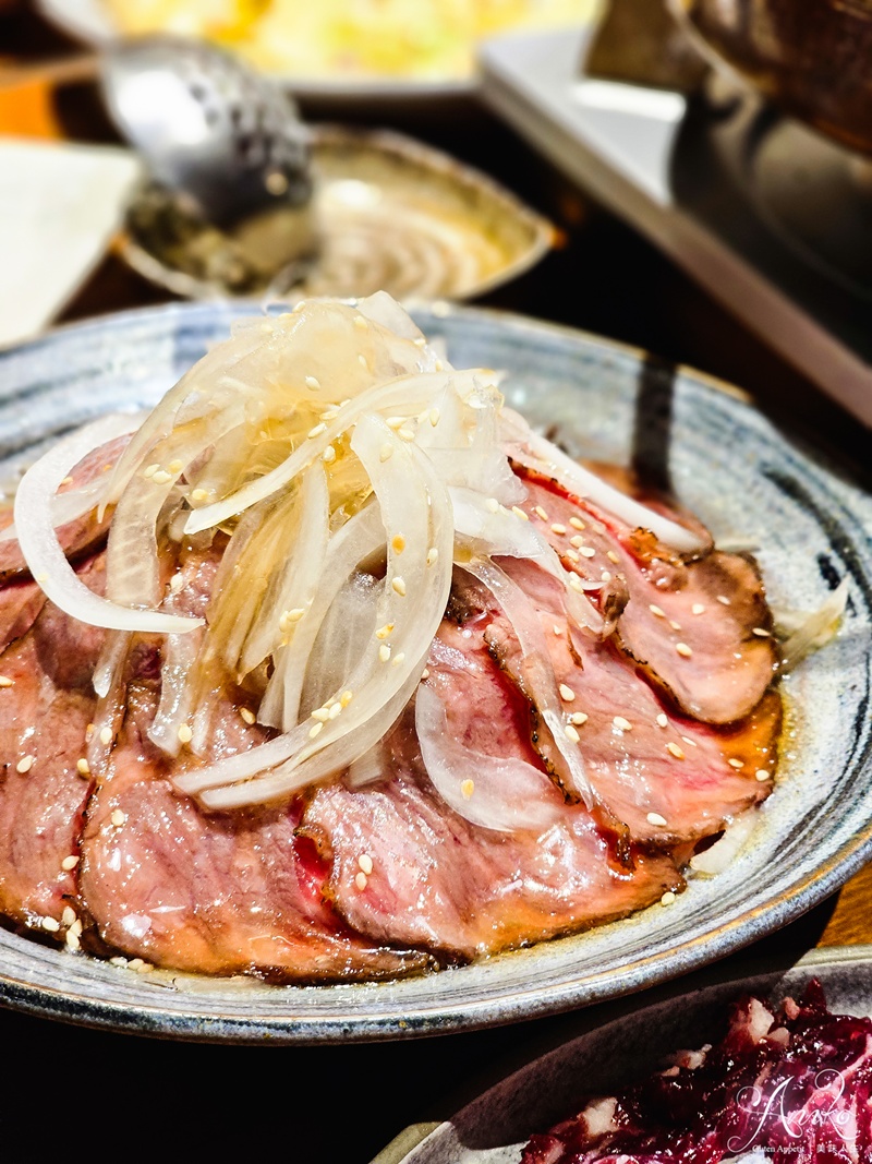 【台北美食】牛肆。台北預約困難溫體牛肉鍋！上選部位加上蔬果湯頭超好吃
