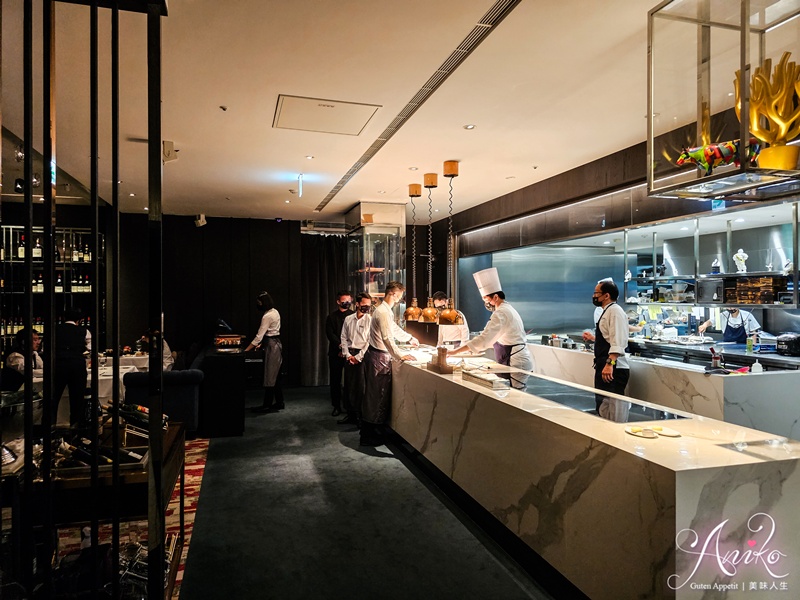 【台北美食】A CUT牛排館。國賓飯店米其林一星牛排館！商業聚餐約會過節好氣氛首選