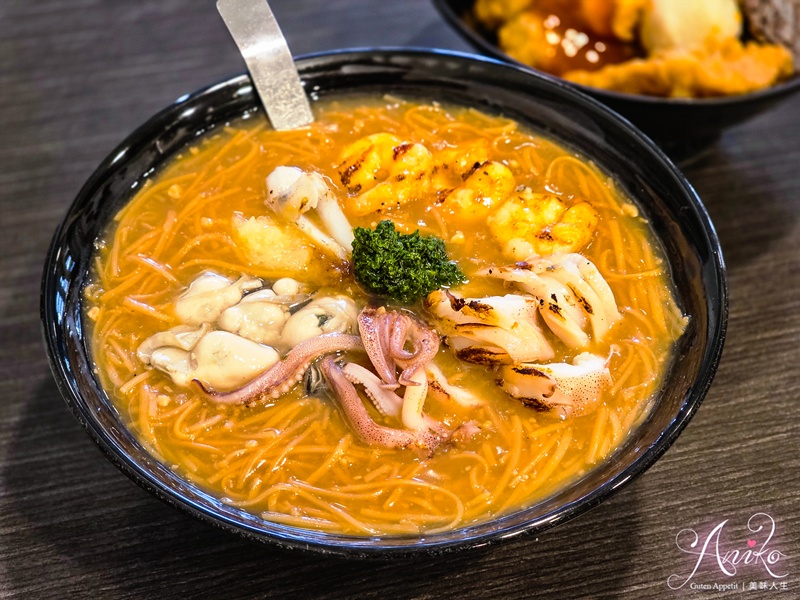 【台北美食】老姐弟麵線甜不辣專賣店。頂溪捷運美食！小卷、鮮蝦、蚵仔爆量海鮮麵線超享受