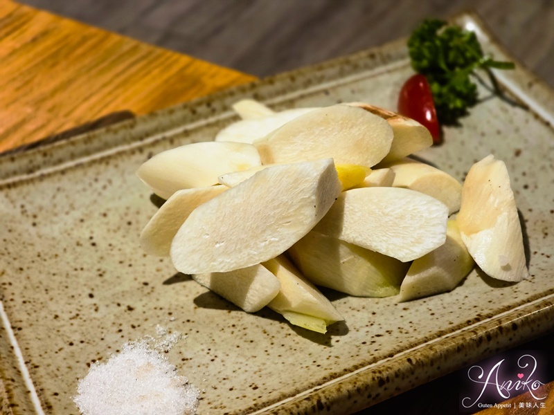 【台北美食】玖酒井食事町。東區居酒屋推薦！忠孝復興站步行5分鐘，人氣放題喝到飽