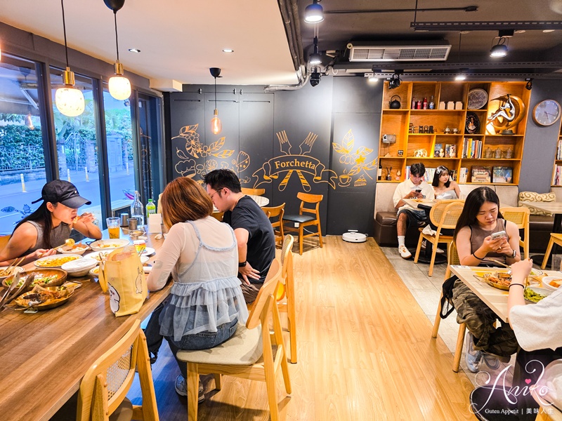 【台北美食】金叉子義廚小巨蛋店。松山義式餐廳推薦！小巨蛋站超人氣義大利麵