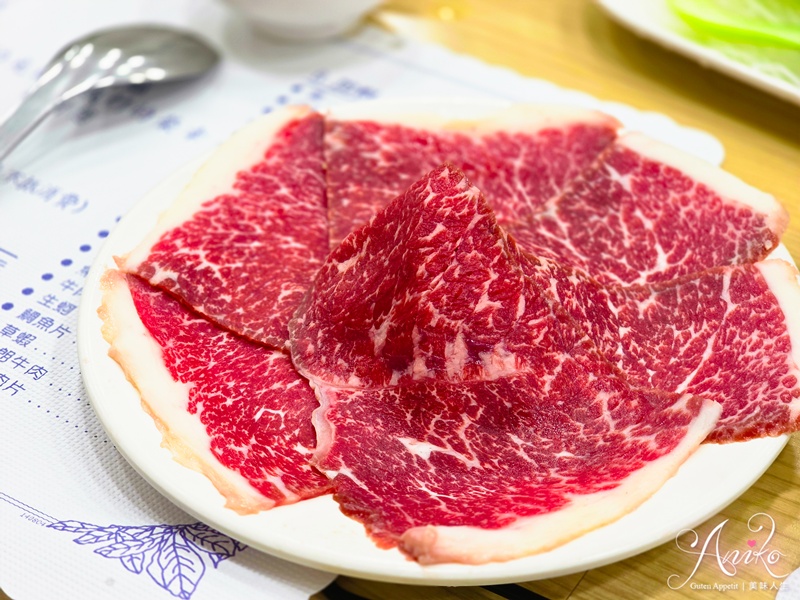 【台北美食】天喜迷你火鍋。寧夏夜市40多年老字號!全台第一家小火鍋店~超有人情味 【台北美食】天喜迷你火鍋。寧夏夜市40多年老字號!全台第一家小火鍋店~超有人情味