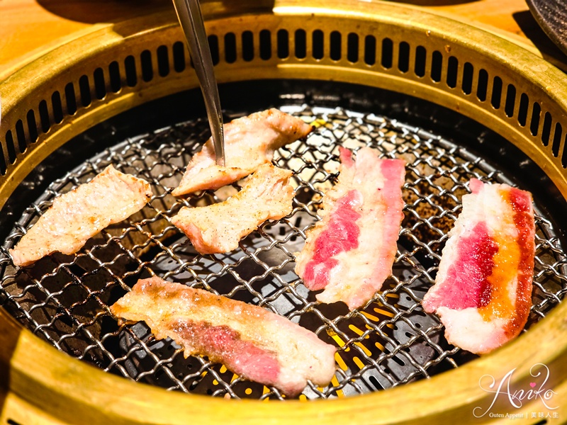 【台北美食】燒肉の名門 赤虎。信義安和美食！超值三人套餐3470元！牛五花、松阪豬、雞腿肉通通有