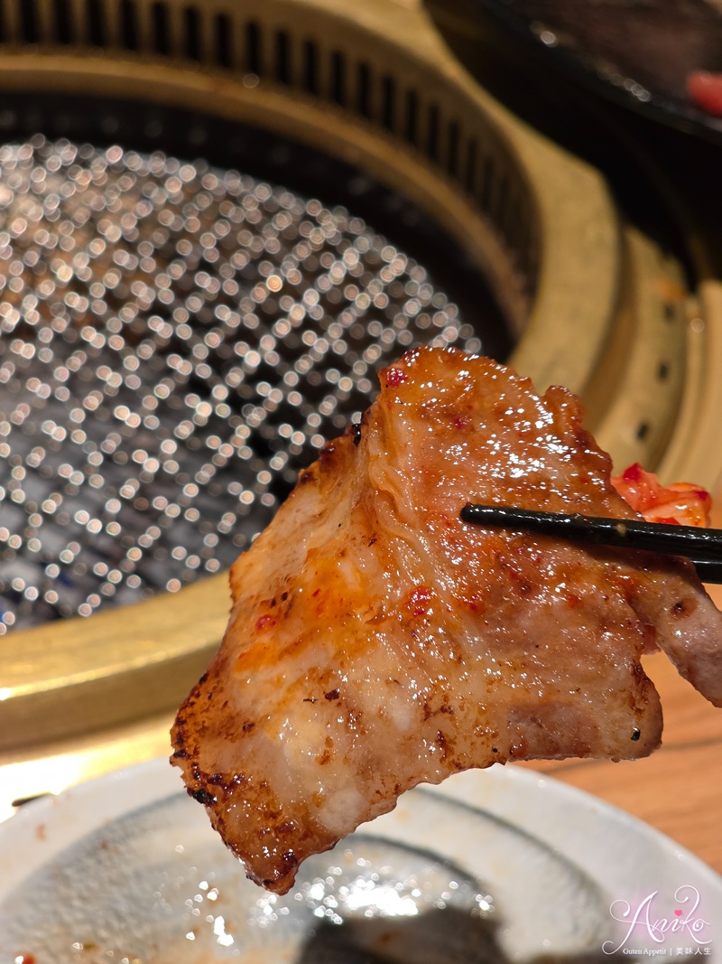 【台北美食】燒肉の名門 赤虎。信義安和美食！超值三人套餐3470元！牛五花、松阪豬、雞腿肉通通有