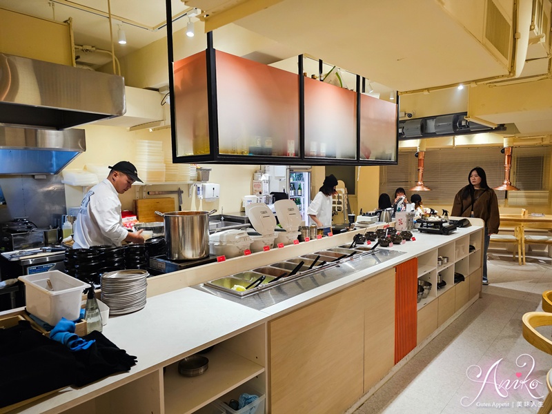 【台北美食】Some Some 韓式烤肉。東區韓式燒肉推薦！小菜豆腐鍋吃到飽太過癮