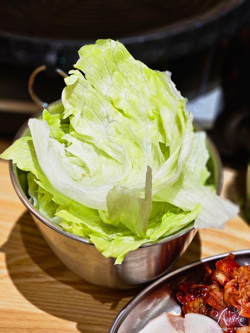 【台北美食】Some Some 韓式烤肉。東區韓式燒肉推薦！小菜豆腐鍋吃到飽太過癮