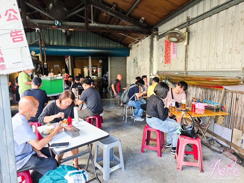 【台南美食】夏林臭豆腐。台南南區排隊20年老店！老饕激推外酥內嫩臭香四溢