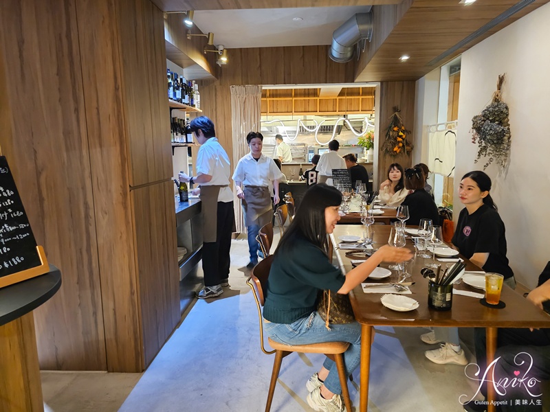 【台北美食】布雍家 Bouillon。信義區法式餐酒館推薦！500 盤評鑑肯定~蝦湯滑蛋胭脂蝦必點