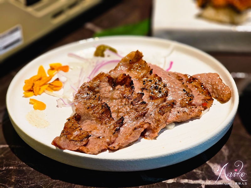 【桃園美食】麓島居酒聚場。桃園藝文特區全新居酒屋！中午營業快樂微醺~牛腸鍋、和牛、海鮮手卷一次到位