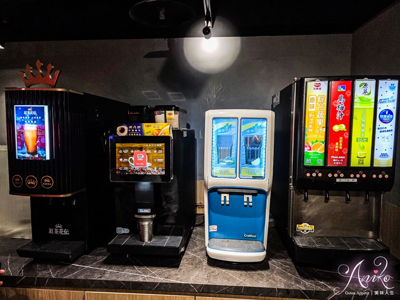 【台北美食】燒肉Smile 大安忠孝店。東區單人烤肉推薦！高CP值海陸套餐~自助生菜飲料吧無限享用