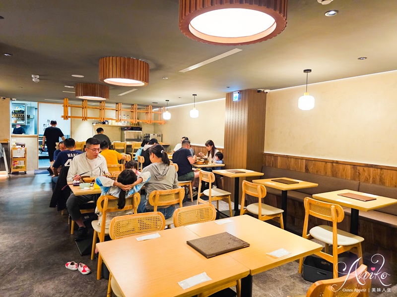 【台北美食】牛舌的檸檬台北店。日本新宿超人氣牛舌專賣插旗信義區!炭火直烤搭配牛舌湯、咖哩、釜飯和沙拉 【台北美食】牛舌的檸檬台北店。日本新宿超人氣牛舌專賣插旗信義區!炭火直烤搭配牛舌湯、咖哩、釜飯和沙拉