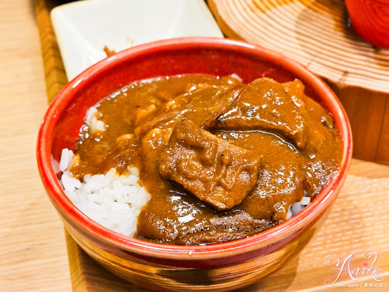 【台北美食】牛舌的檸檬台北店。日本新宿超人氣牛舌專賣插旗信義區!炭火直烤搭配牛舌湯、咖哩、釜飯和沙拉 【台北美食】牛舌的檸檬台北店。日本新宿超人氣牛舌專賣插旗信義區!炭火直烤搭配牛舌湯、咖哩、釜飯和沙拉