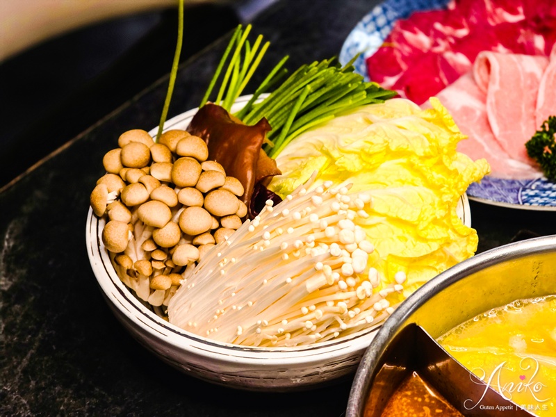 【台北美食】黑武士特色老火鍋。信義區火鍋推薦！芋頭排骨鍋濃郁美味～澎湃雙人套餐飽足滿意