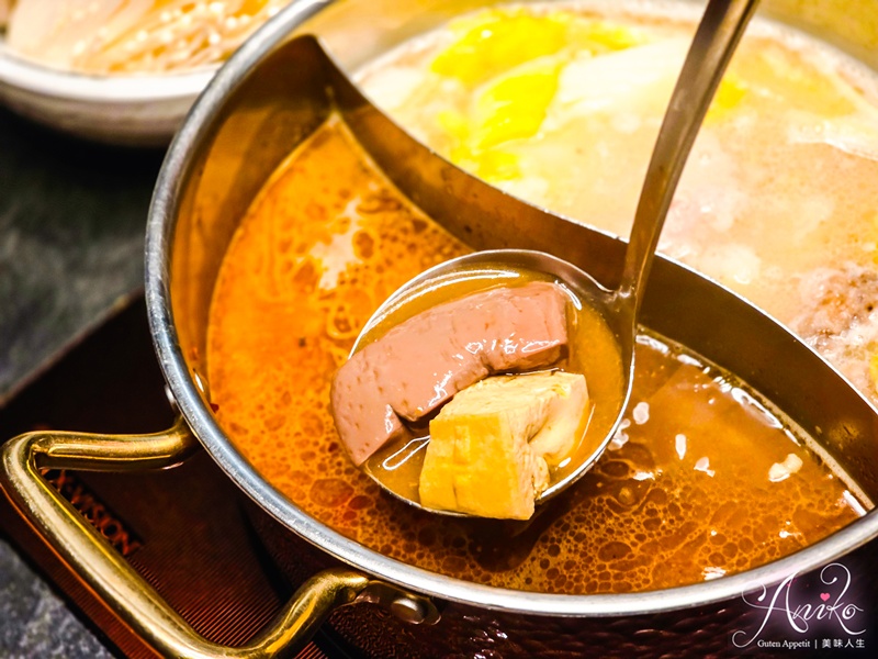 【台北美食】黑武士特色老火鍋。信義區火鍋推薦！芋頭排骨鍋濃郁美味～澎湃雙人套餐飽足滿意