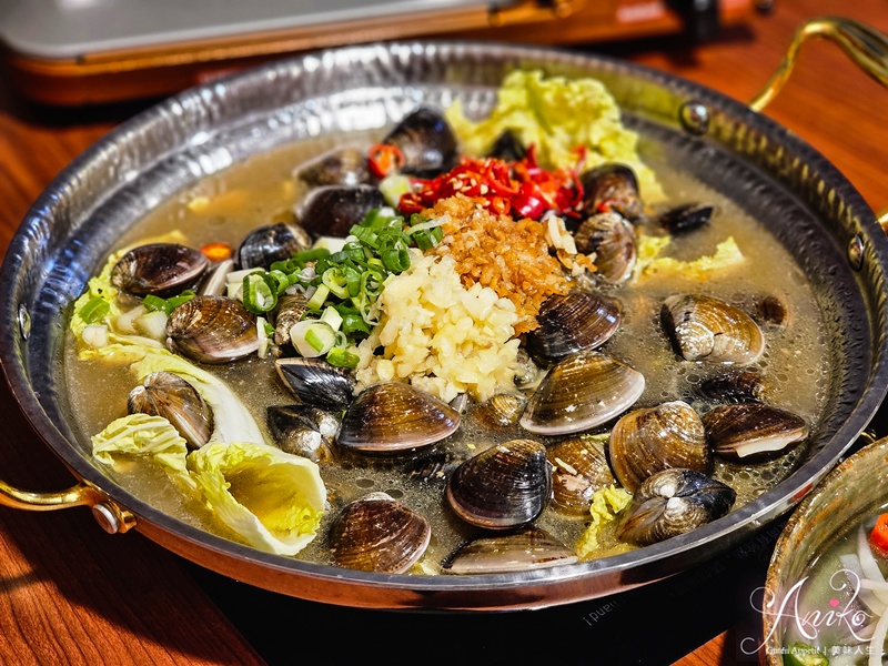 【台北美食】如嫦 卜卜蜆.港式雞煲。中山必吃火鍋!正宗麻辣雞煲一鍋二吃辛辣過癮~卜卜蜆鮮香迷人 【台北美食】如嫦 卜卜蜆.港式雞煲。中山必吃火鍋!正宗麻辣雞煲一鍋二吃辛辣過癮~卜卜蜆鮮香迷人