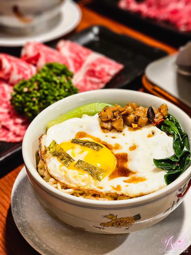 【台北美食】如嫦 卜卜蜆.港式雞煲。中山必吃火鍋!正宗麻辣雞煲一鍋二吃辛辣過癮~卜卜蜆鮮香迷人 【台北美食】如嫦 卜卜蜆.港式雞煲。中山必吃火鍋!正宗麻辣雞煲一鍋二吃辛辣過癮~卜卜蜆鮮香迷人