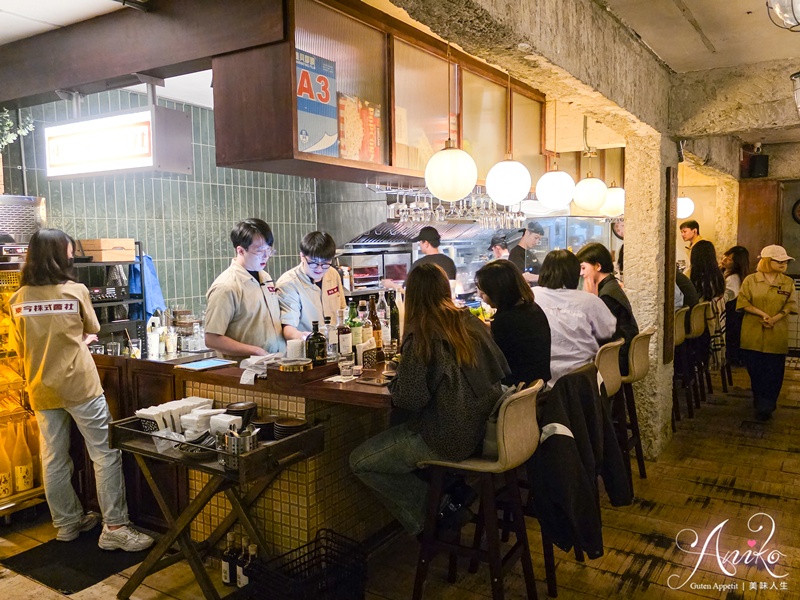 【台北美食】東京。烟火氣 (昭和酒食)。市民大道美食~夢幻昭和風居酒屋,下班後療癒微醺食堂 【台北美食】東京。烟火氣 (昭和酒食)。市民大道美食~夢幻昭和風居酒屋,下班後療癒微醺食堂