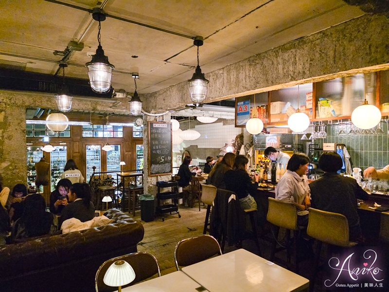 【台北美食】東京。烟火氣 (昭和酒食)。市民大道美食~夢幻昭和風居酒屋,下班後療癒微醺食堂 【台北美食】東京。烟火氣 (昭和酒食)。市民大道美食~夢幻昭和風居酒屋,下班後療癒微醺食堂