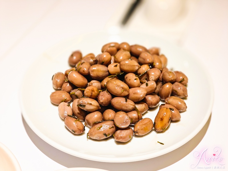 【台北美食】孫麵店。台北預約困難喜相逢私廚新品牌麵館！插旗信義新光三越A11