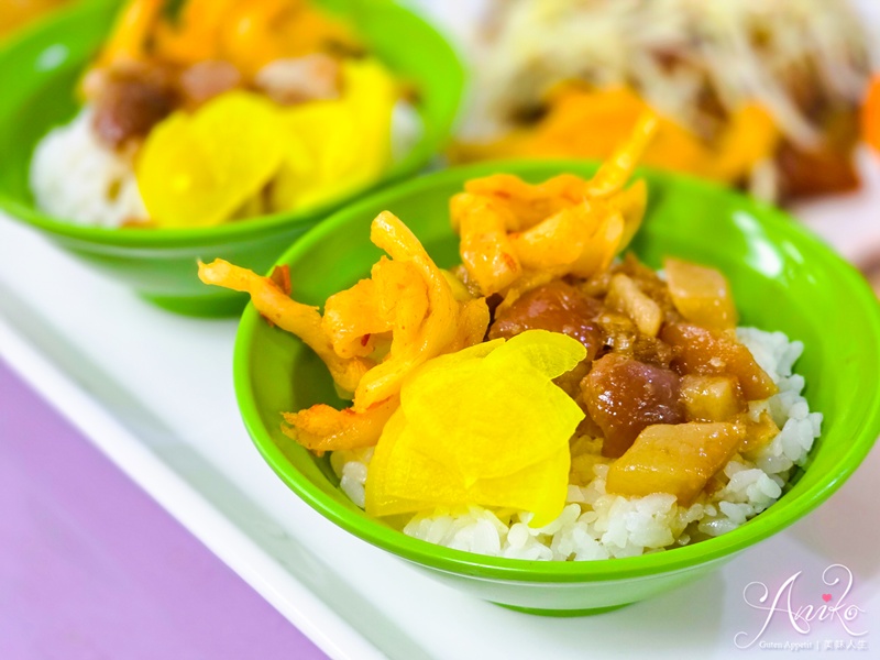 【台北美食】五燈獎豬腳滷肉飯。三重在地人激推40年老店！AI 教父黃仁勳排隊也要吃的滷肉飯