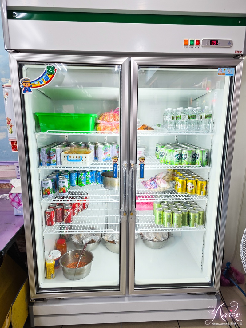 【台北美食】五燈獎豬腳滷肉飯。三重在地人激推40年老店！AI 教父黃仁勳排隊也要吃的滷肉飯