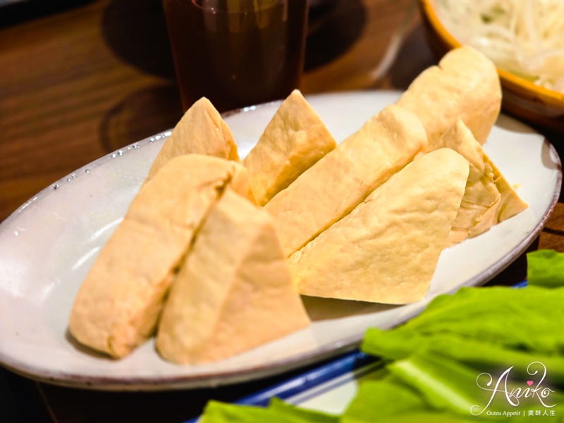 【台北美食】馮校長老火鍋。國父紀念館火鍋推薦！成都排隊爆紅火鍋插旗台北~AI教父黃仁勳也造訪