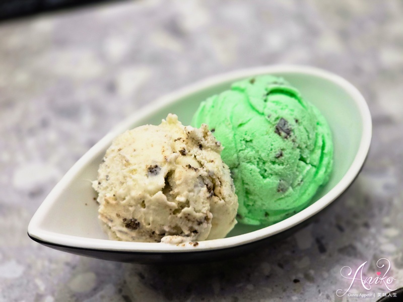 【台北美食】芡芳石頭火鍋。頂溪捷運1分鐘！迷人桌邊爆香湯底，自助吧飲料、冰淇淋吃到飽