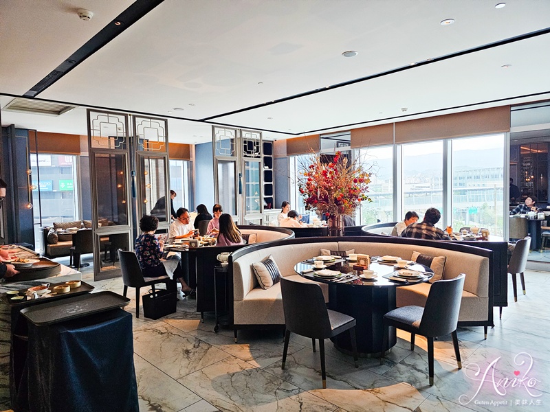 【台北美食】東方樓台北漢來店。南港片皮鴨、港點必吃推薦，高質感粵菜餐廳聚餐首選