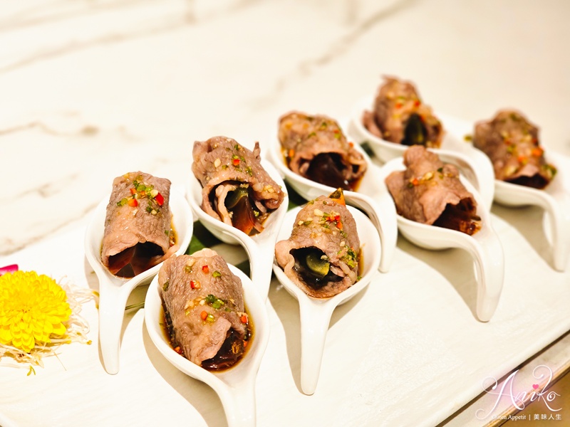 【台北美食】東方樓台北漢來店。南港片皮鴨、港點必吃推薦，高質感粵菜餐廳聚餐首選