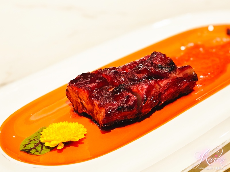 【台北美食】東方樓台北漢來店。南港片皮鴨、港點必吃推薦，高質感粵菜餐廳聚餐首選