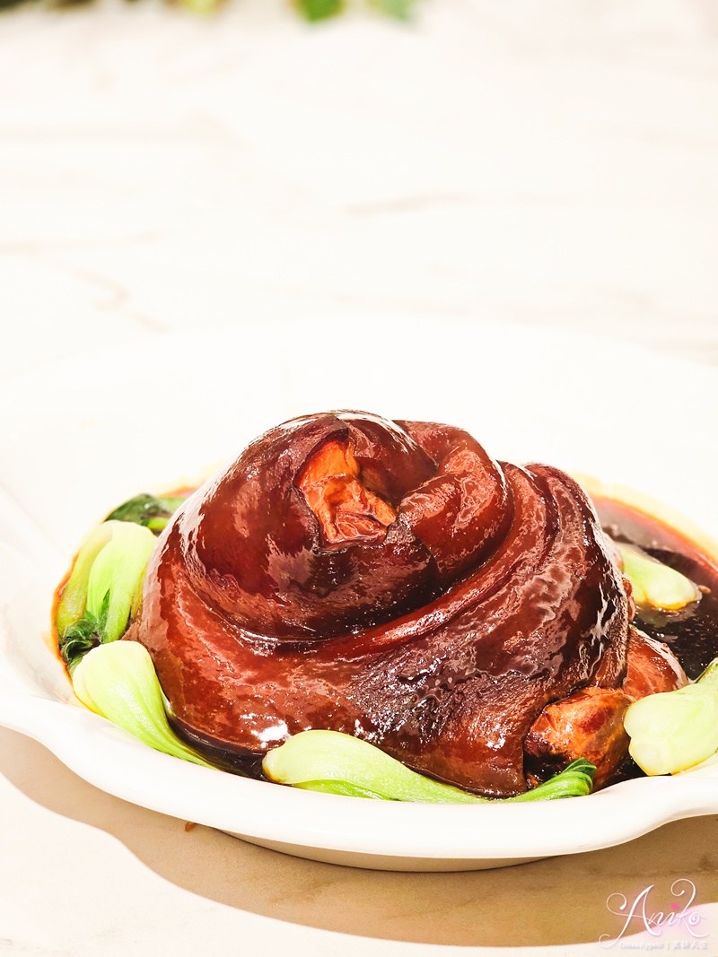 【台北美食】東方樓台北漢來店。南港片皮鴨、港點必吃推薦，高質感粵菜餐廳聚餐首選