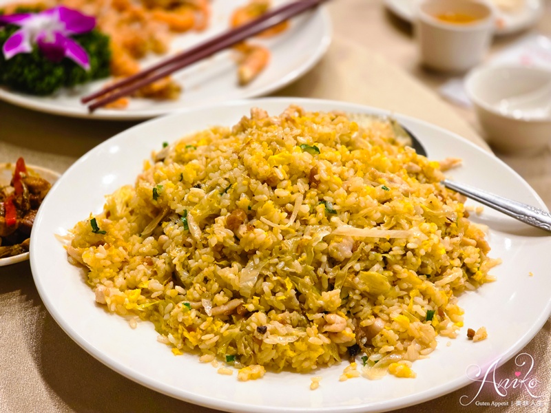 【台北美食】羊成小館。40多年老字號廣東餐館！招牌菜瓊山豆腐、芋泥鴨必點