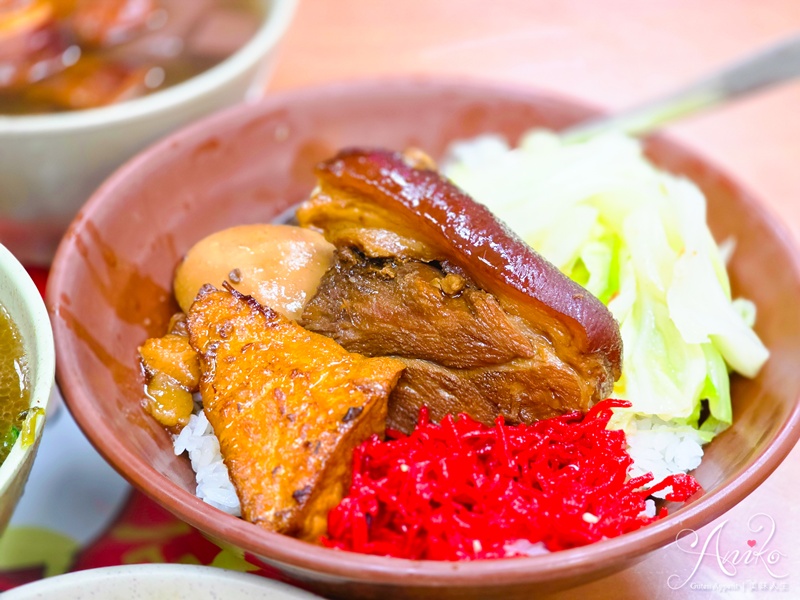 【台北美食】紅昌吉豬血湯。飄香40多年老字號！滑嫩細緻天然紅豆腐讓人一吃成主顧