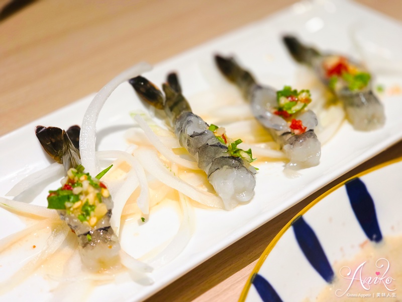 【台北美食】泰集微風信義店。台北泰式料理推薦！單點、吃到飽雙模式，信義區最美泰式餐廳