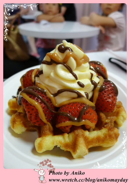 【永和美食】Chef's Waffle 瓦福比利時列日鬆餅專賣店。人氣滿分！還沒吃過就落伍了