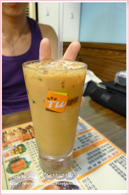 【妮。愛吃】好好味好好食的港式茶餐廳。Hong Kong茶水攤