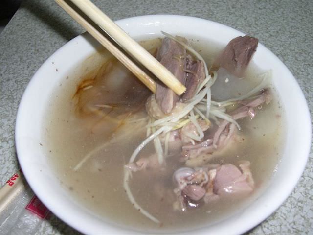 【食】<台南></noscript>東巧鴨肉焿